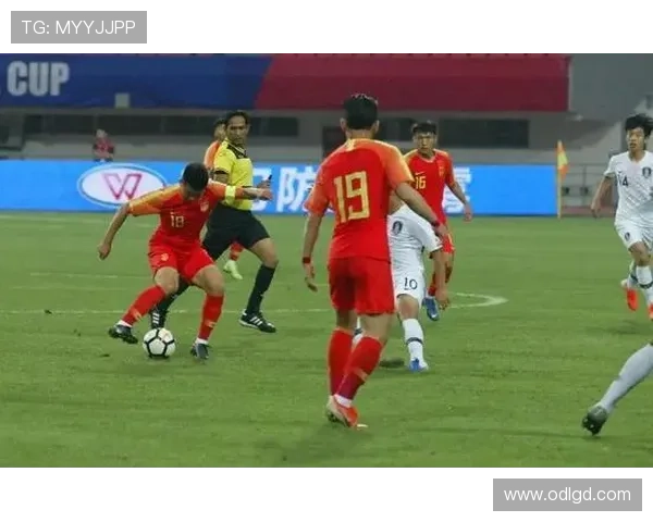 马德兴点评中国足球上半年五支国字号队伍全面完成目标